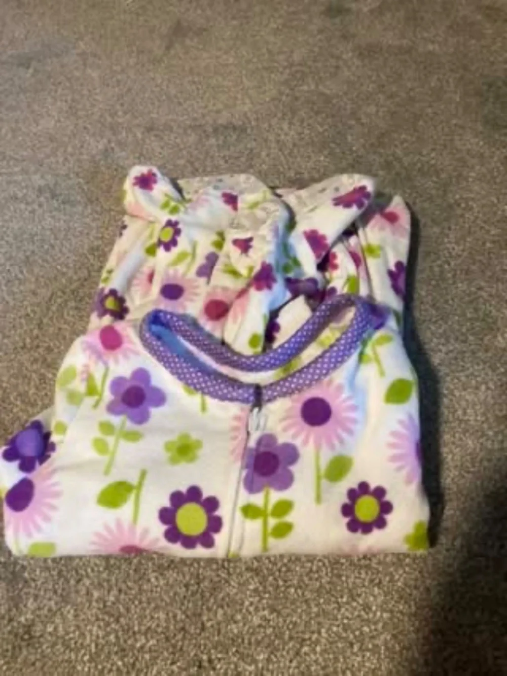 8 Toddler Fleece footed pjs 4T